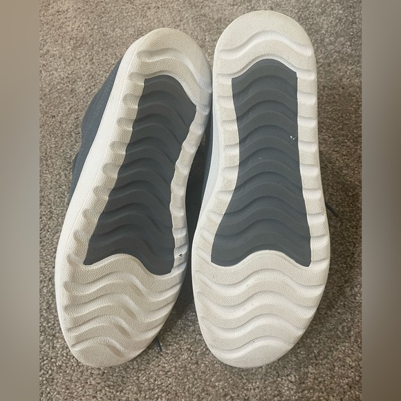 Allbirds - Picture 15 of 16